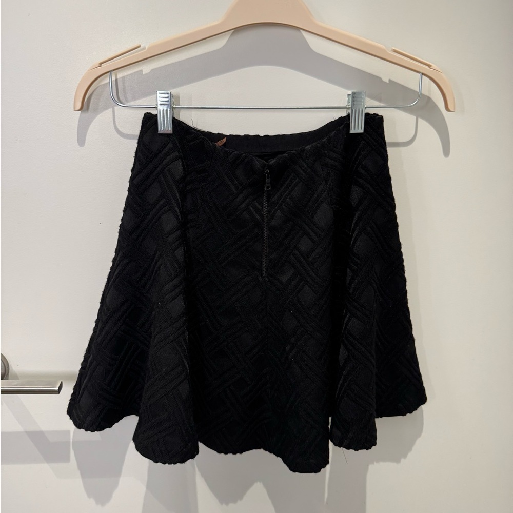 Alice + Olivia Black Skater Mini Skirt